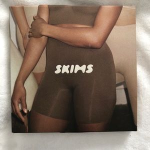 SKIMS Sculpting Short